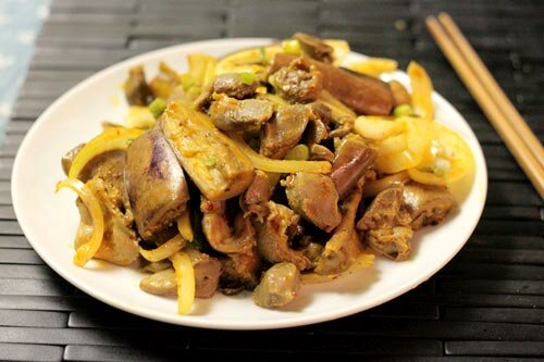 Stir-fried Chicken Gizzard with Eggplant Recipe (Mề Gà Xào Cà Tím)