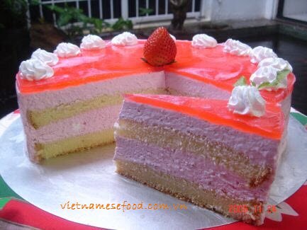 Strawberry Mousse Cake Recipe (Bánh Mouse Dâu Tây)