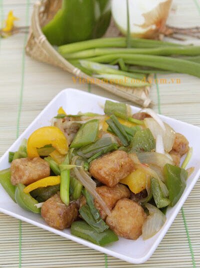 fried-fish-with-sweet-and-sour-soup-recipe-ca-ran-sot-chua-ngot