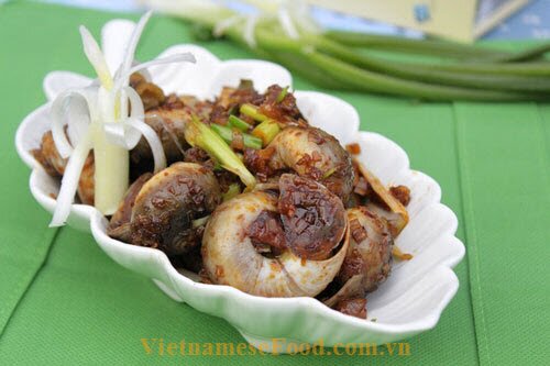 fried-periwinkle-with-satay-recipe-oc-mo-xao-sa-te