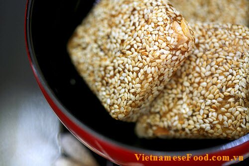 peanut-candy-recipe-keo-dau-phong