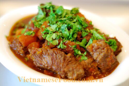 www.vietnamesefood.com.vn/stewed-beef-with-tomato-radish-and-lemongrass-recipe-bo-kho