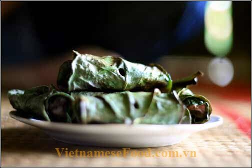 vietnamesefood.com.vn/grilled-buffalo-with-troong-leaf