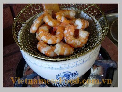 www.vietnamesefood.com.vn/deep-fried-seafood-pork-and-beef-with-noodle-recipe-hu-tieu-xao
