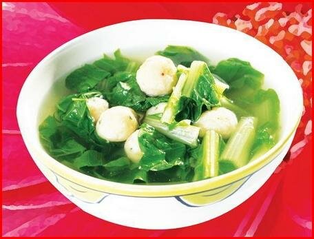 sour-soup-with-queen-orchid-leaves-canh-chua-la-mong-bo-tim