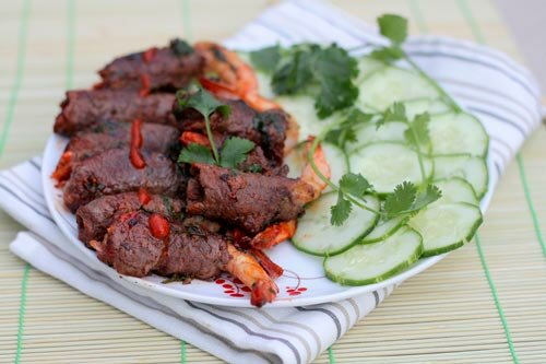 Rolled Grilled Beef with Tiger Shrimps Recipe (Bò Cuộn Tôm Nướng)
