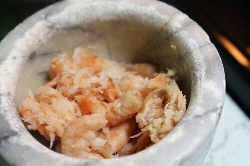 Stir fried Okra with Dried Shrimps Recipe (Đậu Bắp Xào Tôm Khô)