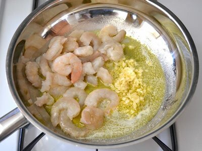 Pasta with Prawn in Sweet and Sour Sauce (Mì Ống Sốt Tôm Chua Ngọt)