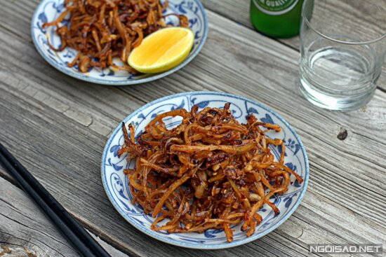 Fried Squid with Butter and Garlic Recipe (Mực Chiên Bơ Tỏi)