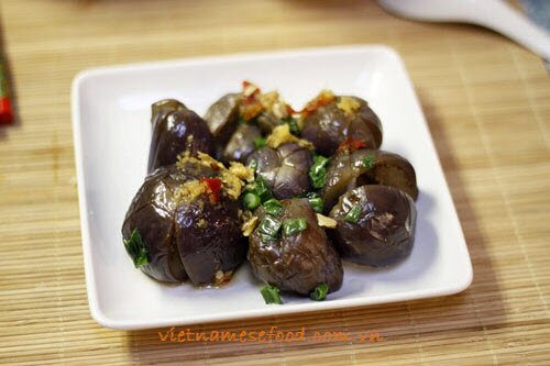 steamed-eggplants-with-ginger-and-fish-sauce-recipe-ca-tim-hap-mam-gung