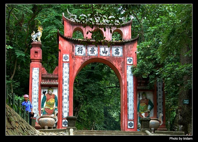 The Hung Kings Temple Festival (The Death Anniversary of The Hung Kings)