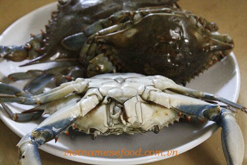 Roasted Crab with Tamarind Sauce Recipe (Cua Rang Me)