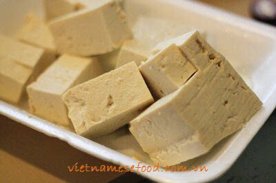 Stewed Tofu with Salty Vegetables Recipe (Đậu Hũ Om Dưa Chua)