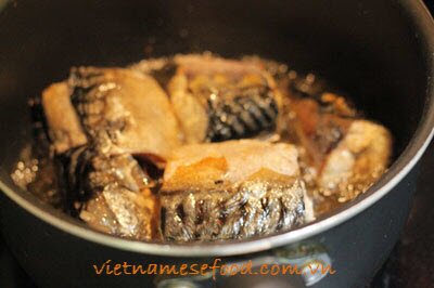 Braised Fish with Korean Style Recipe (Cá Kho Kiểu Hàn)
