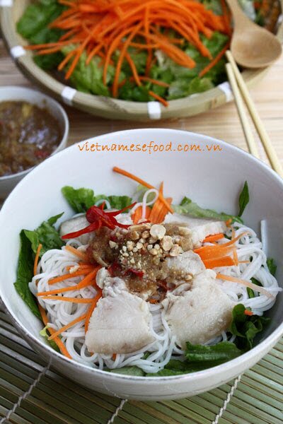 Pork with Fermented Anchovy Dipping Sauce (Thịt Luộc Mắm Nêm)