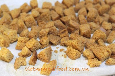 Vegetarian Steamed Rice Cakes in Small Bowls Recipe (Bánh Bèo Chén Chay)