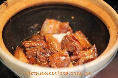 Braised Pork Meat with Prawns Recipe (Heo Rim Tôm)