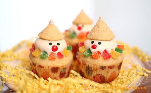 snow-man-cupcakes-recipe-cupcake-nguoi-tuyet