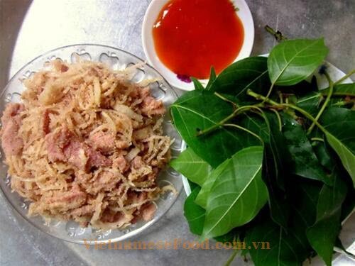 vietnamesefood.com.vn/sour-meat-thit-chua