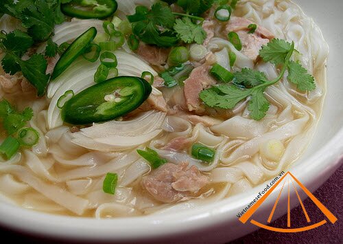 vietnamesefood.com.vn/12-vietnamese-speciality dishes