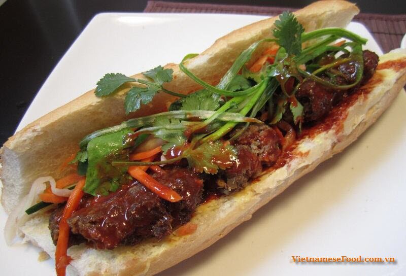 grilled-pork-with-bread-recipe-banh-mi-thit-nuong