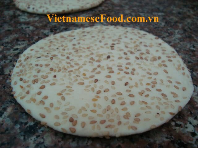 vietnamesefood.com.vn/hollow-donut-recipe-banh-tieu