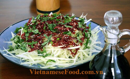 vietnamesefood.com.vn/green-papaya-salad-with-beef-jerky-recipe-goi-du-du-kho-bo