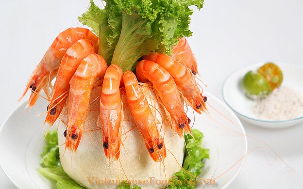 boiled-shrimp-with-coconut-milk-tom-luoc-nuoc-dua