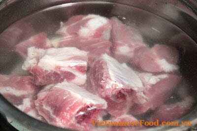 braised-pork-chop-with-pepper-recipe-suon-non-kho-tieu