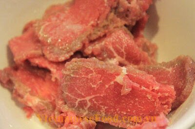 fried-beef-meat-with-bitter-melon-recipe-thit-bo-xao-kho-qua