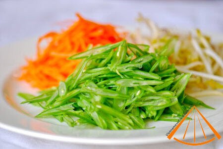 vietnamesefood.com.vn/fried-vegetarian-rice-vermicelli