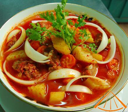 vietnamesefood.com.vn/vietnamese-chicken-ragout-recipe